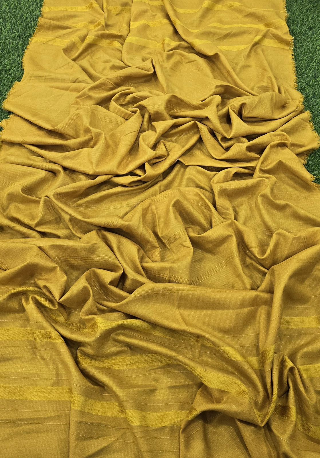 Banadora Dhanak Premium Winter Suit – Elegant Embroidered Design