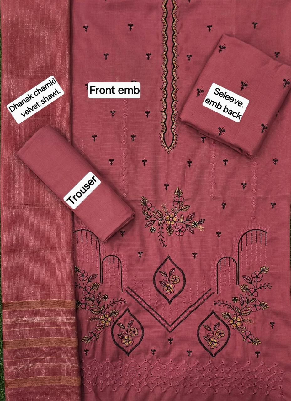 Banadora Dhanak Premium Winter Suit – Elegant Embroidered Design