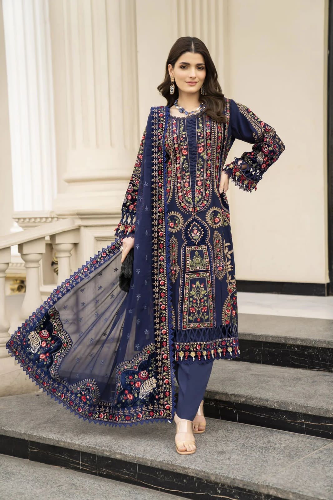 Dhanak Embroidered 3-Piece Suit – Premium Winter Fabric