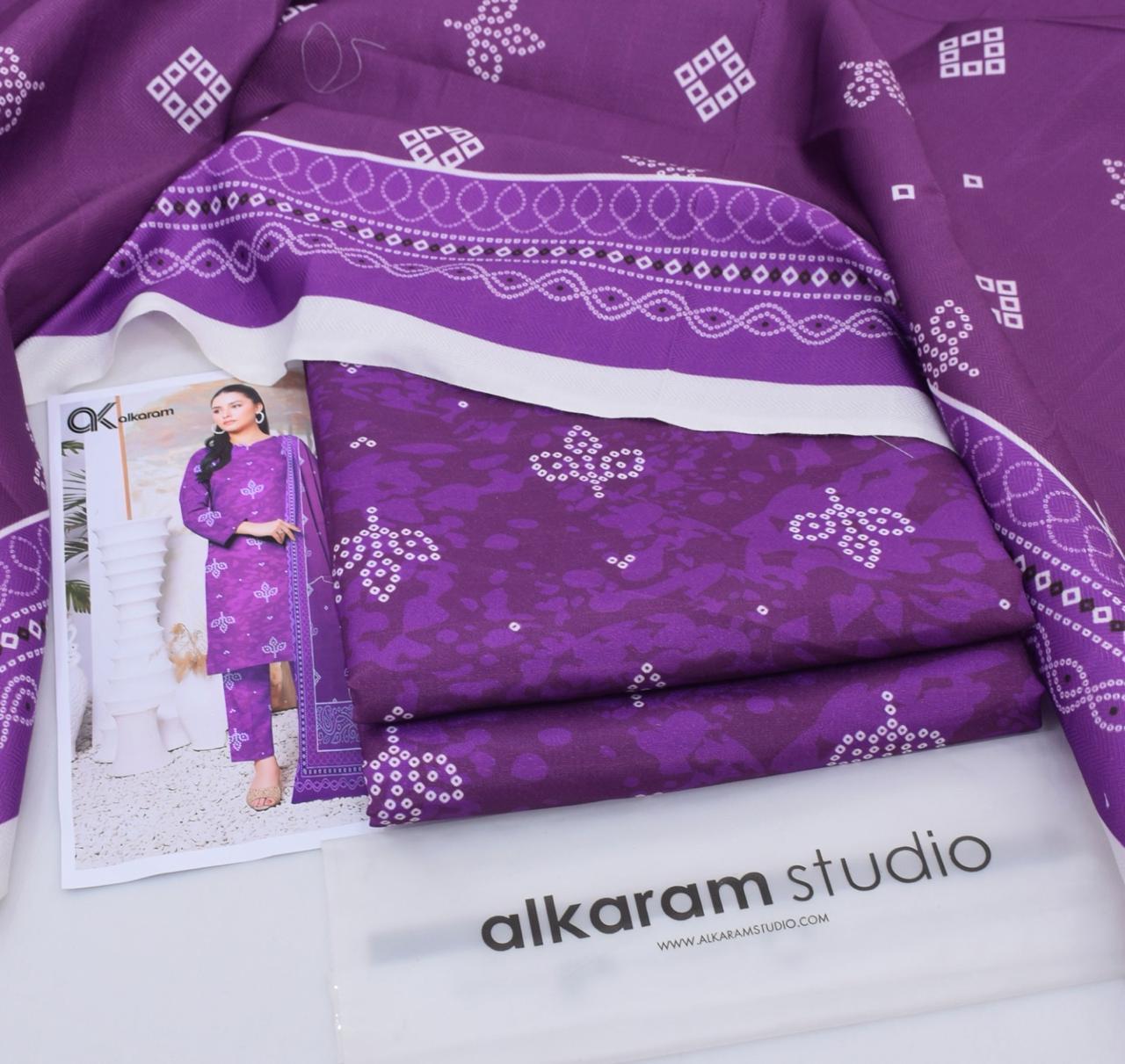 Premium Karandi 3-Piece Suit – Winter Collection